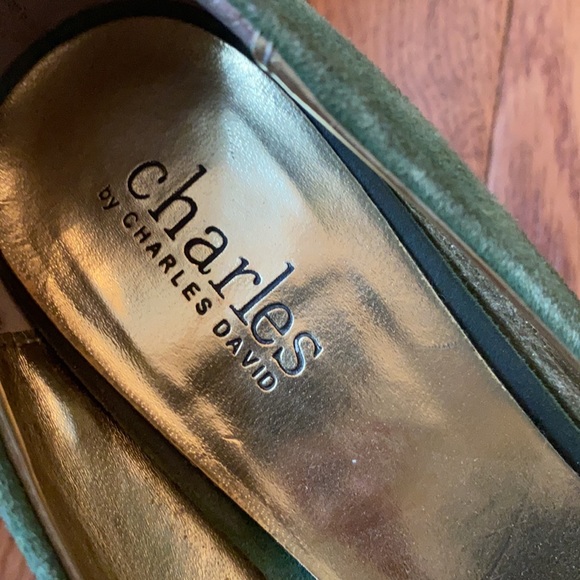 Green suede pumps - Picture 5 of 6